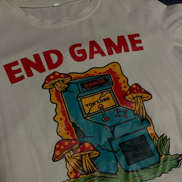 creme coloured tshirt - Picture 2 of 2